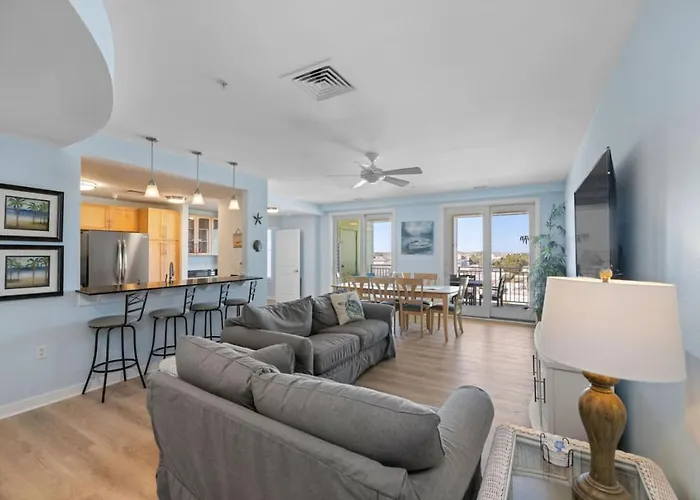 New! Oceanfront Triton'S Treasure 3 Bd / Pool/ Gym